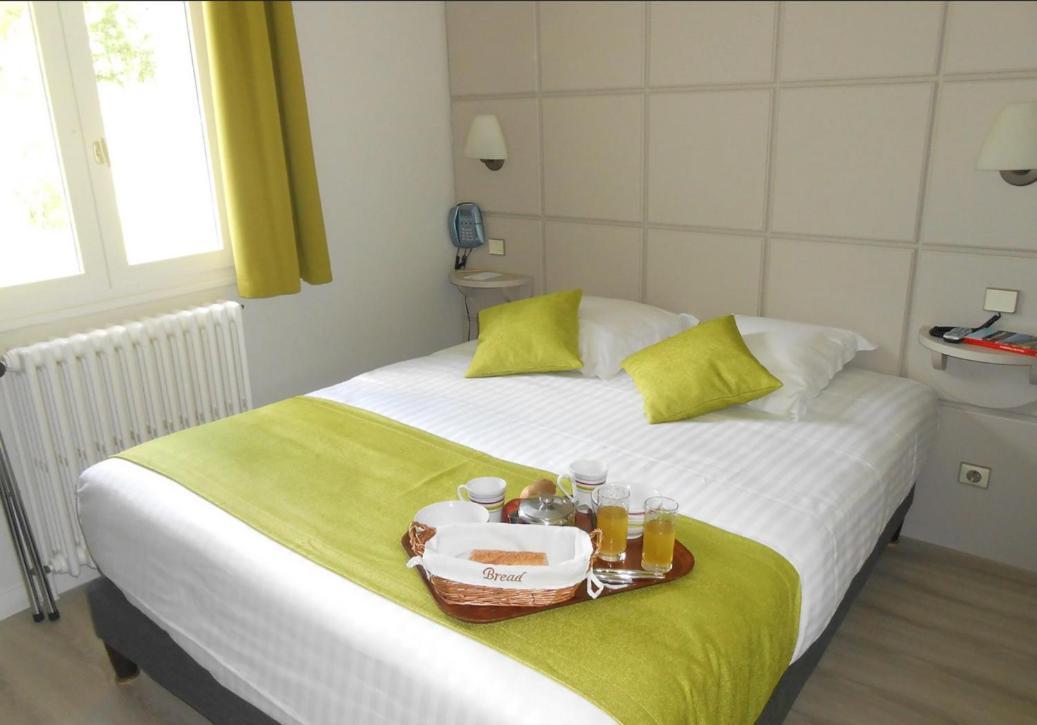 Logis Hotel Le Relais Du Bois Vialotte Le Chambon-sur-Lignon Eksteriør billede