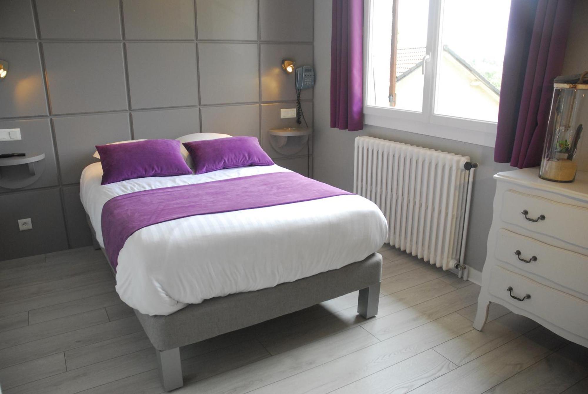 Logis Hotel Le Relais Du Bois Vialotte Le Chambon-sur-Lignon Eksteriør billede