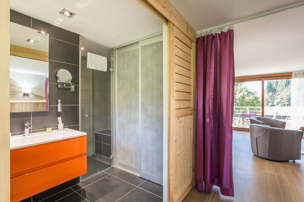 Logis Hotel Le Relais Du Bois Vialotte Le Chambon-sur-Lignon Eksteriør billede