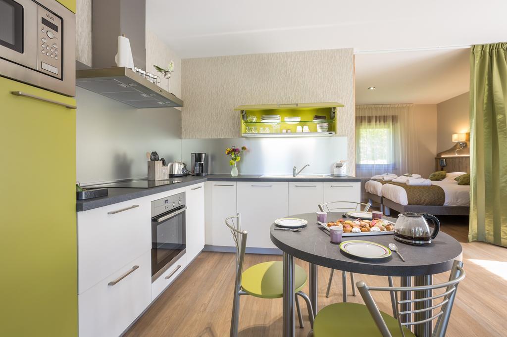Logis Hotel Le Relais Du Bois Vialotte Le Chambon-sur-Lignon Eksteriør billede