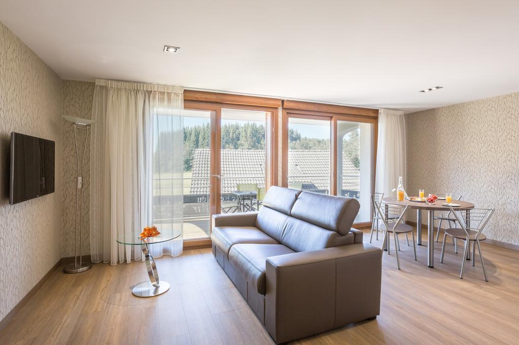 Logis Hotel Le Relais Du Bois Vialotte Le Chambon-sur-Lignon Eksteriør billede