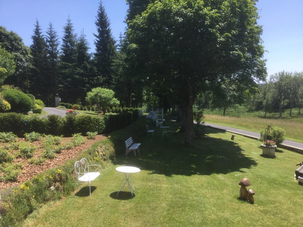 Logis Hotel Le Relais Du Bois Vialotte Le Chambon-sur-Lignon Eksteriør billede